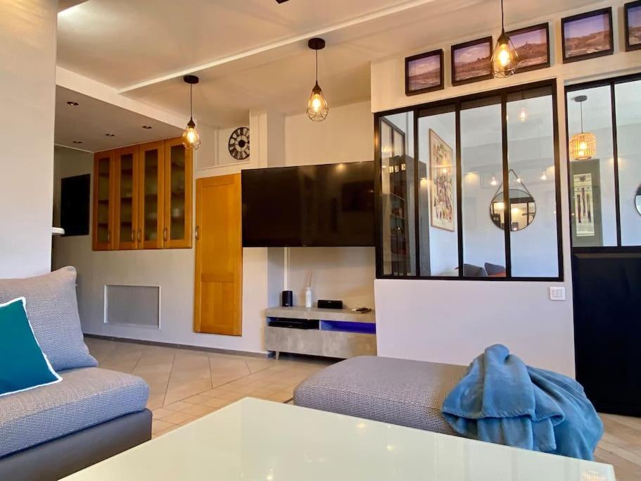 Superbe Logement Au Vallon Des Auffes Marseille Exterior photo